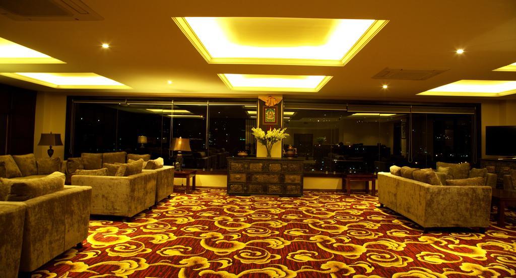 Ariya Hotel Тхимпху Екстериор снимка