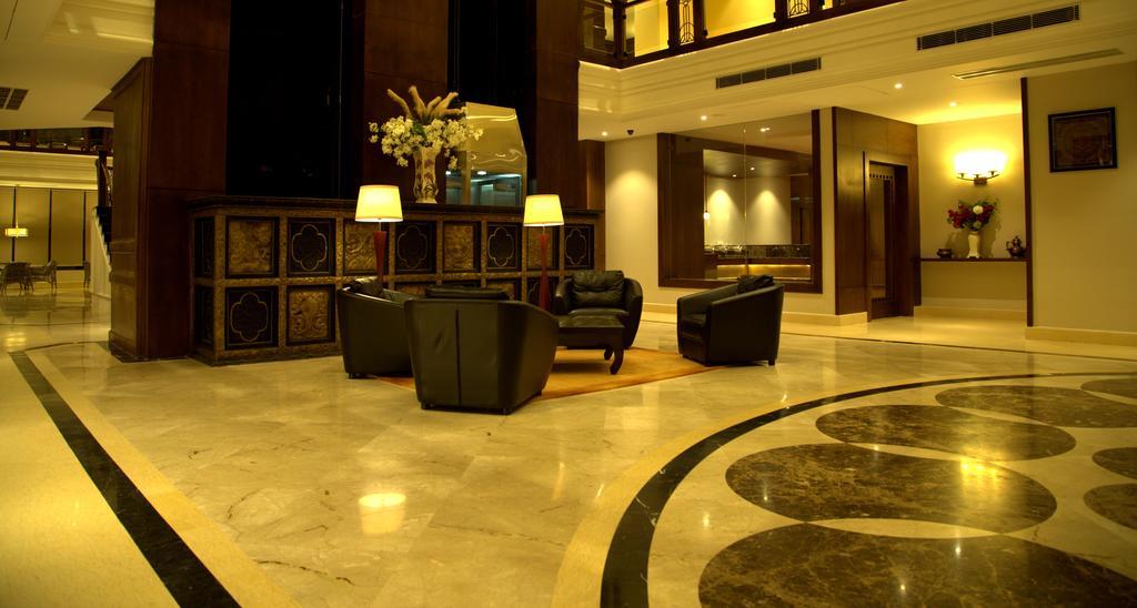 Ariya Hotel Тхимпху Екстериор снимка